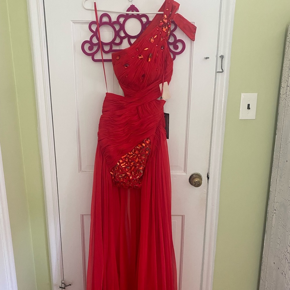 Gorgeous brand new embellished high-low rhinestone gown